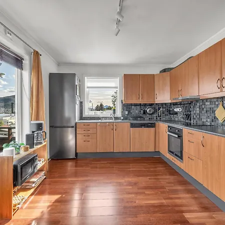 아파트 Cosy Top-floor