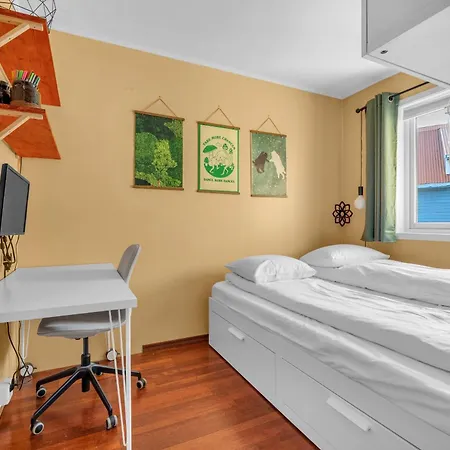 Cosy Top-floor 아파트 *